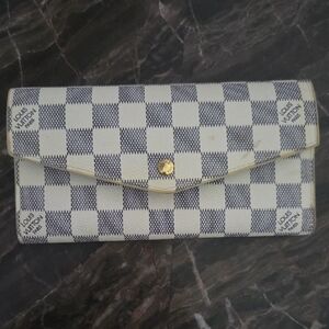 Checkered Wallet in White and Blue